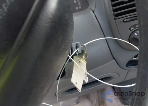 1997 Ford F-150 Lariat/Xl/Xlt z USA, uszkodzony, nr VIN 1FTDF08W6VKD44145